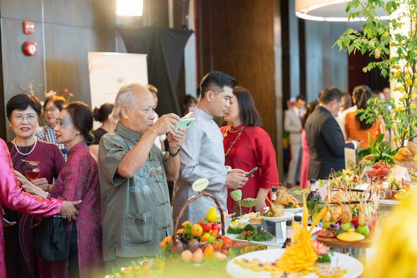 24 món ăn được trình bày chỉnh chu đẹp mắt thể hiện niềm tự hào của mỗi Nghệ nhân