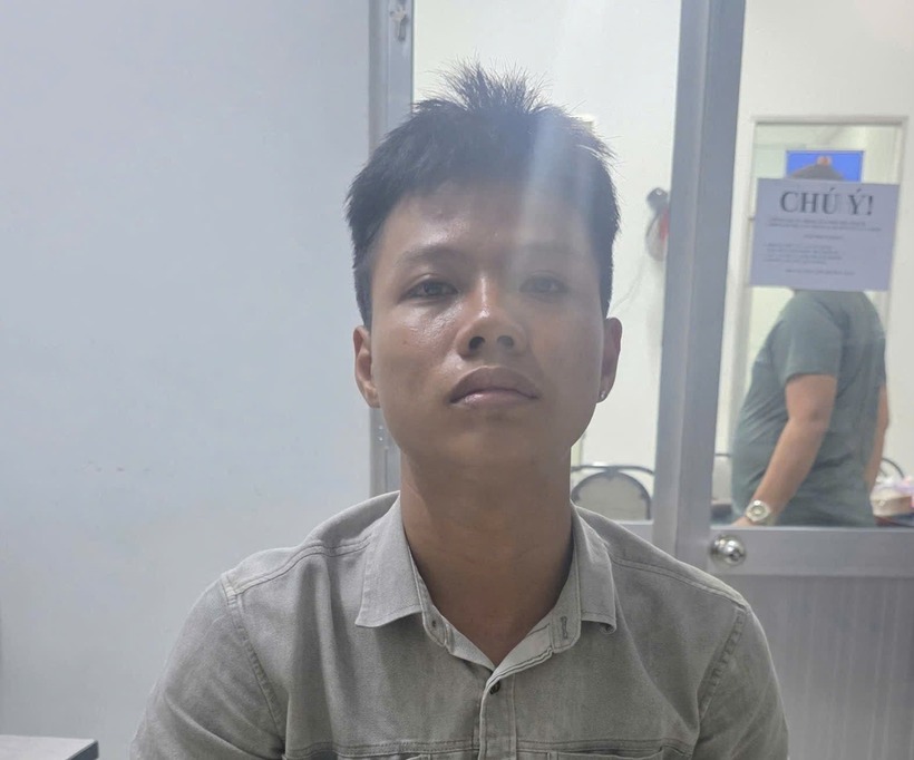 Đối tượng Tạ Quang Linh bị bắt giữ. Ảnh: Dân Việt.