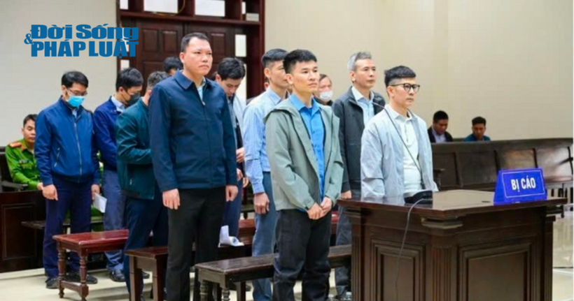 Các bị cáo tại tòa.