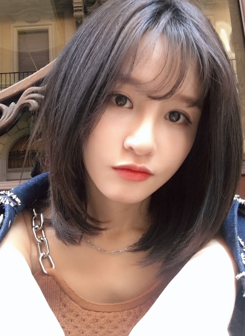 Tằng Diễm Phân là bạn cùng nhóm với Cúc Tịnh Y đã lên tiếng tố cáo công ty cũ có hành vi gây tranh cãi.