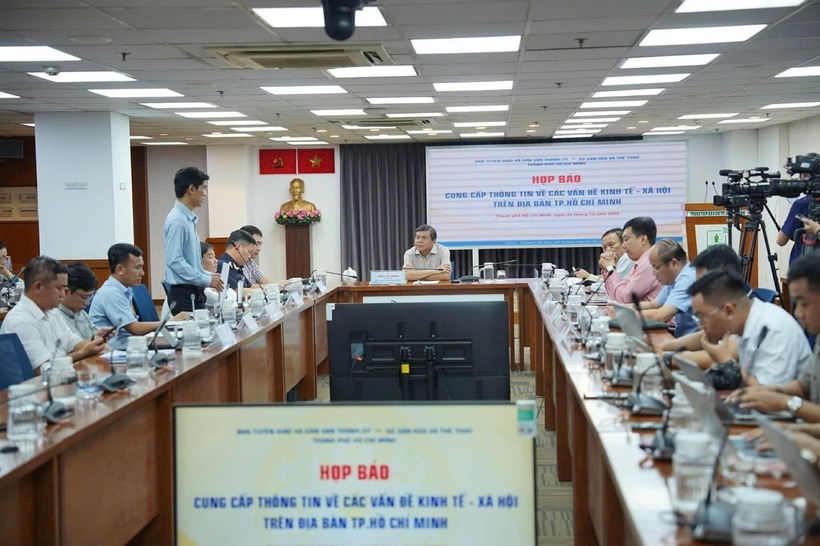 Sở Tài chính TP.HCM phản hồi về việc chậm chi trả hỗ trợ cho sinh viên sư phạm. Ảnh: Báo Dân trí.