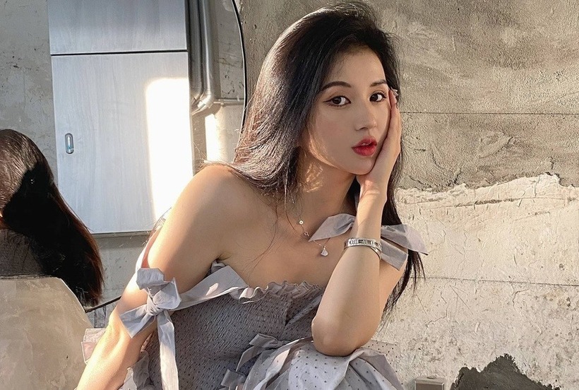 Cố người mẫu Tiểu Nhiễm