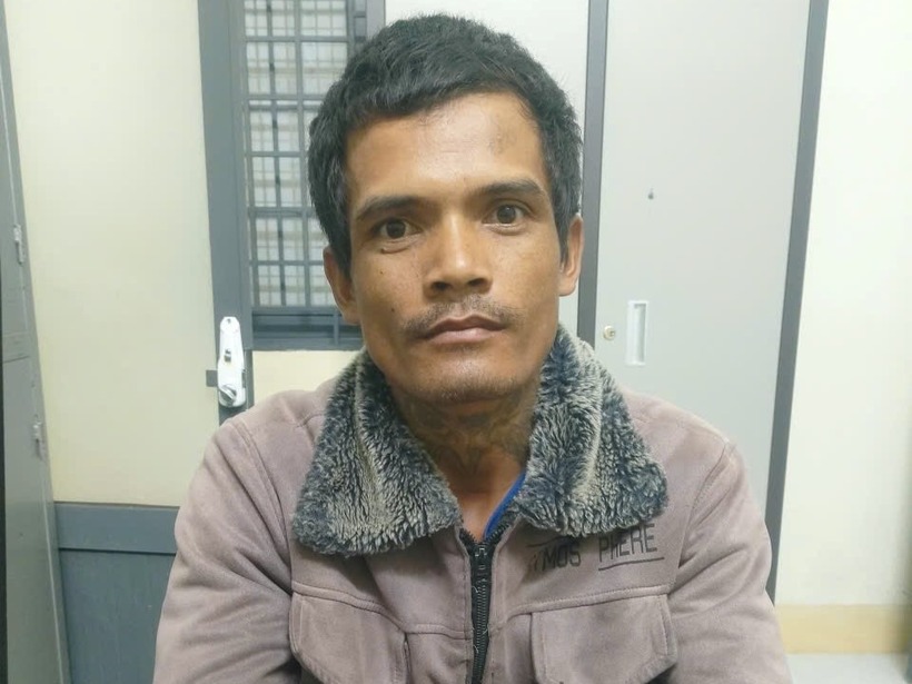 Nghi can A Thin bị bắt giữ sau khi gây án. (Ảnh: Công an tỉnh Quảng Ngãi)