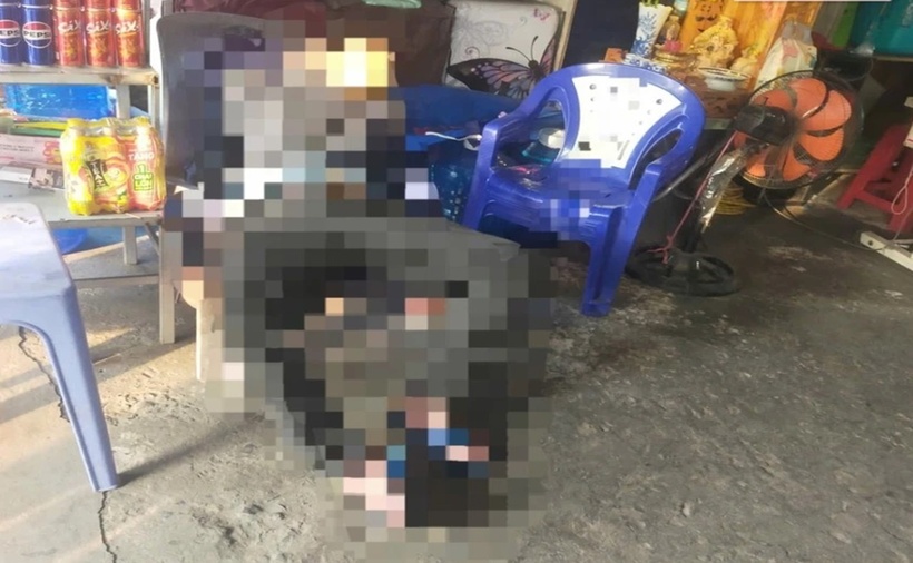 Người đàn ông tử vong trong quán giải khát. (Ảnh: Pháp luật TP.HCM)