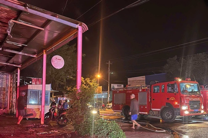 Lực lượng chức năng có mặt tại hiện trường.