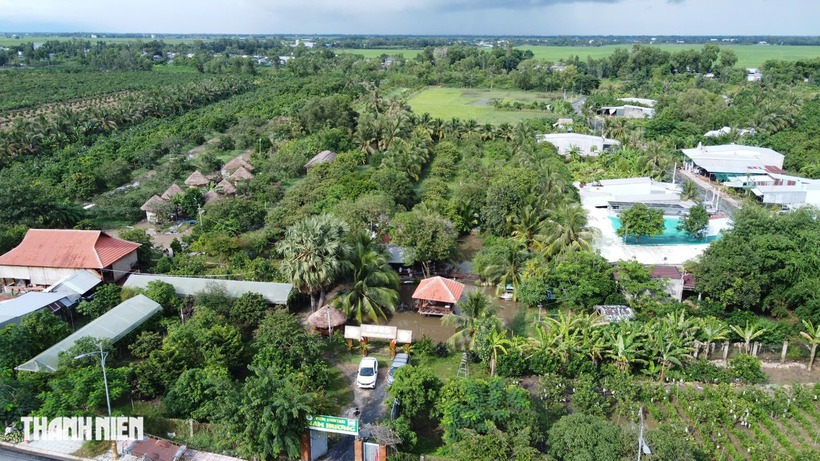 Vườn sinh thái Nam Hương có rất nhiều loại trái cây độc lạ. Ảnh: Thanh niên