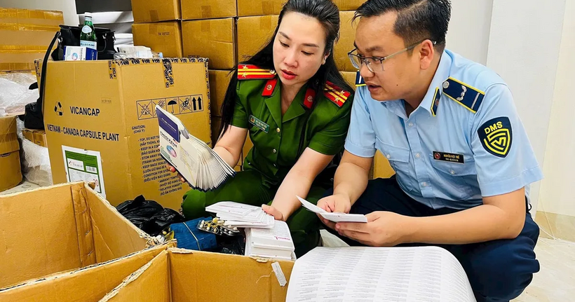 Lực lượng chức năng quyết liệt không khoan nhượng với hàng giả, hàng nhái.