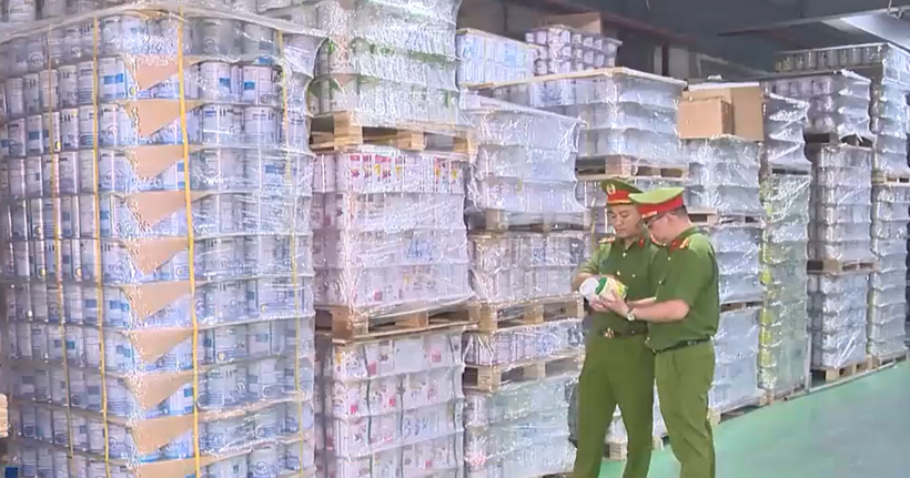Đường dây sản xuất sữa giả vừa được Bộ Công an triệt phá với quy mô lớn, có doanh thu gần 500 tỷ đồng.