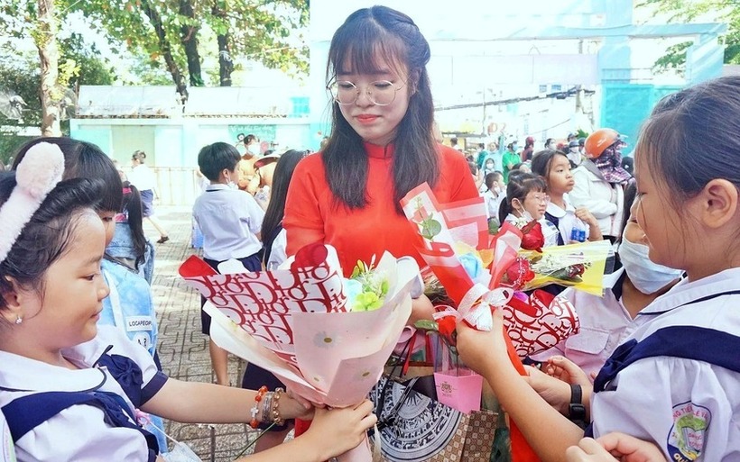 Việc xét thăng tiến chức danh nhà giáo dự kiến sẽ không còn dựa trên tỷ lệ cứng áp dụng chung mà căn cứ vào vị trí việc làm, nhu cầu thực tế. Ảnh: Hà Nội mới.
