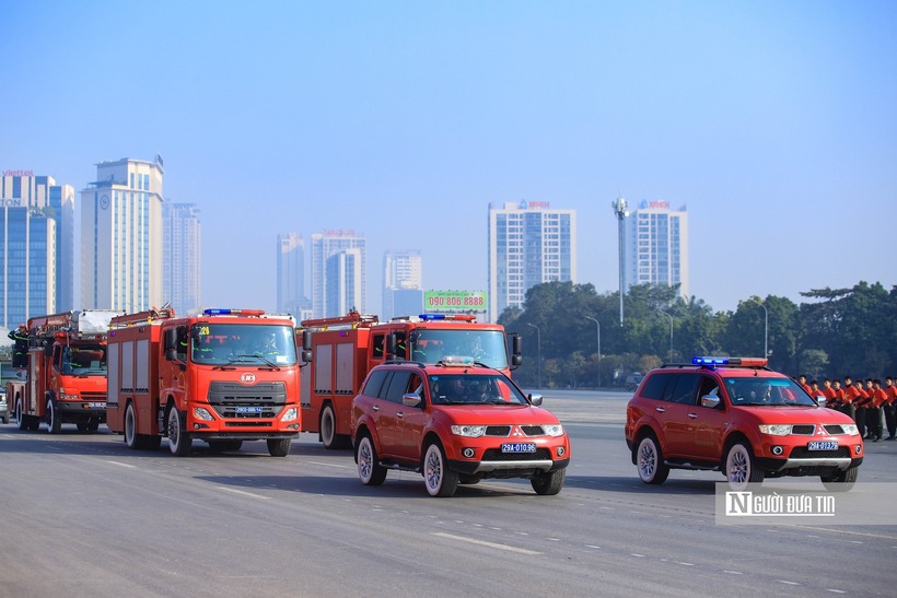 Ngắm dàn vệ sĩ "siêu ngầu" tham gia bảo vệ Đại hội Đảng XIV - 11