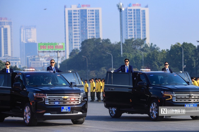 Bộ Công an đã huy động các lực lượng đặc nhiệm, cảnh sát, an ninh... cùng với loạt phương tiện, trang thiết bị hiện đại để đảm bảo an toàn cho Đại hội đại biểu toàn quốc lần thứ XIV của Đảng.