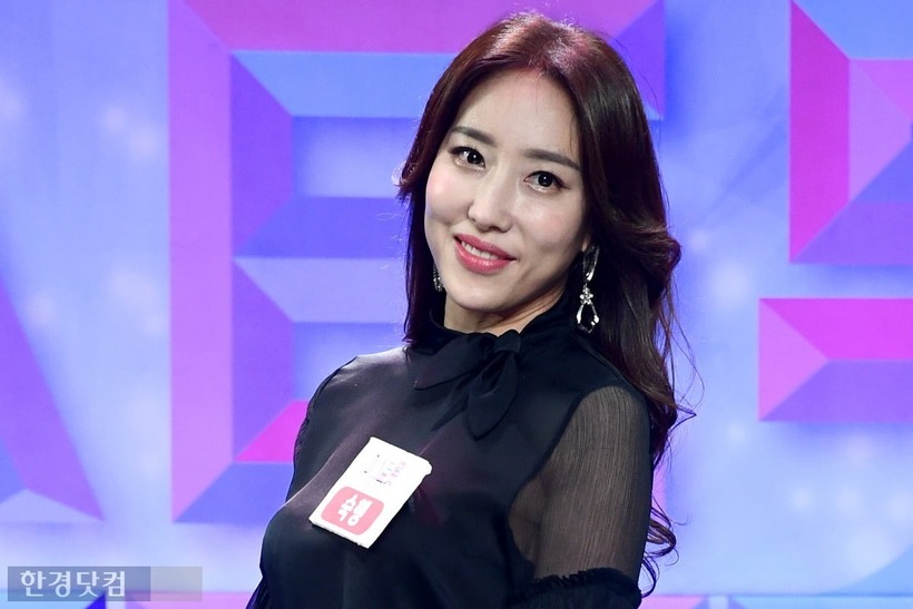 Nữ ca sĩ thừa nhận từng hẹn hò với người đàn ông nói trên vì tin rằng cuộc hôn nhân của anh ta đổ vỡ và các thủ tục ly hôn đã hoàn tất