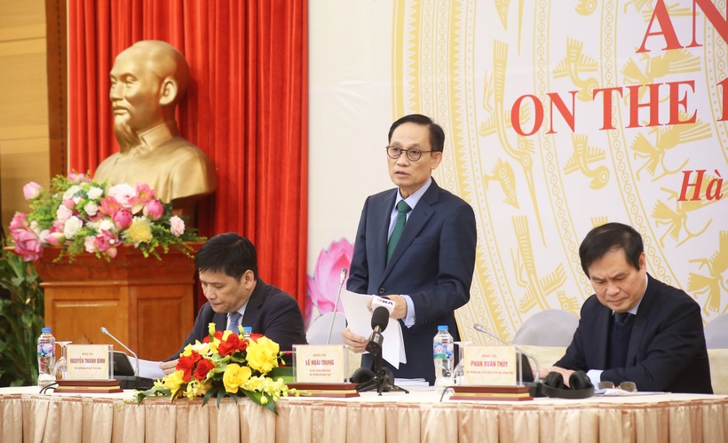 Bí thư Trung ương Đảng, Bộ trưởng Bộ Ngoại giao Lê Hoài Trung.