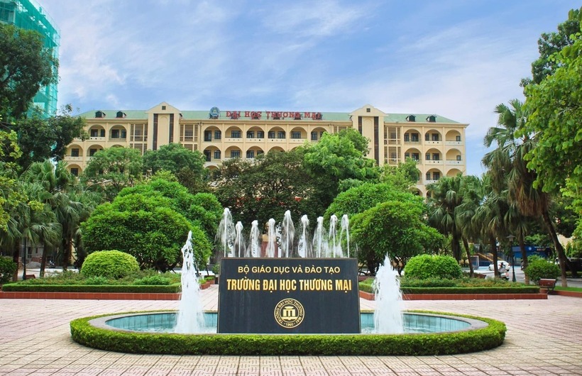 Trường Đại học Thương mại.