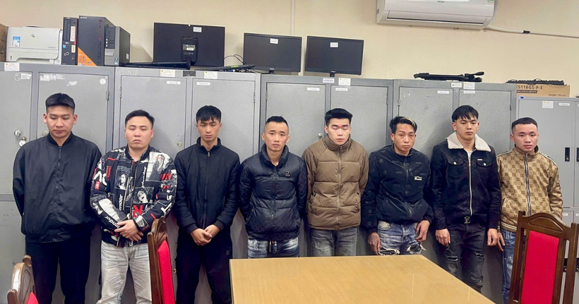 Các đối tượng trong đường dây.
