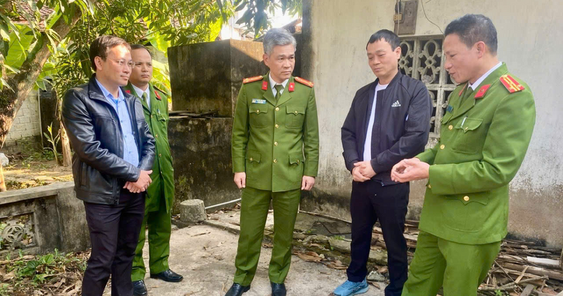 Đại tá Nguyễn Anh Tuấn, Phó Giám đốc, Thủ trưởng Cơ quan Cảnh sát điều tra Công an tỉnh trực tiếp chỉ đạo tại hiện trường.