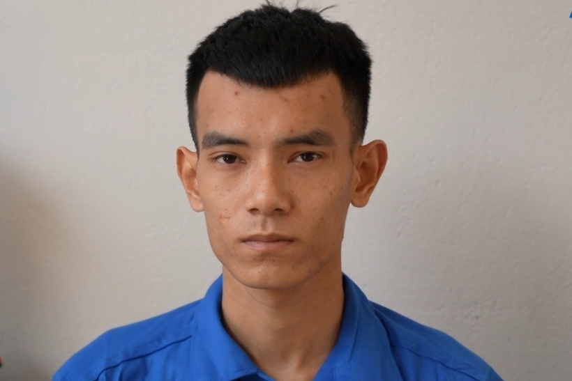 Đối tượng Lê Phú Nghĩa tại cơ quan công an. Ảnh: Dân trí