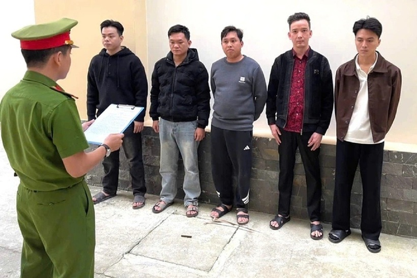 Nhóm đối tượng bị bắt tạm giam (Ảnh: Công an Đà Nẵng).