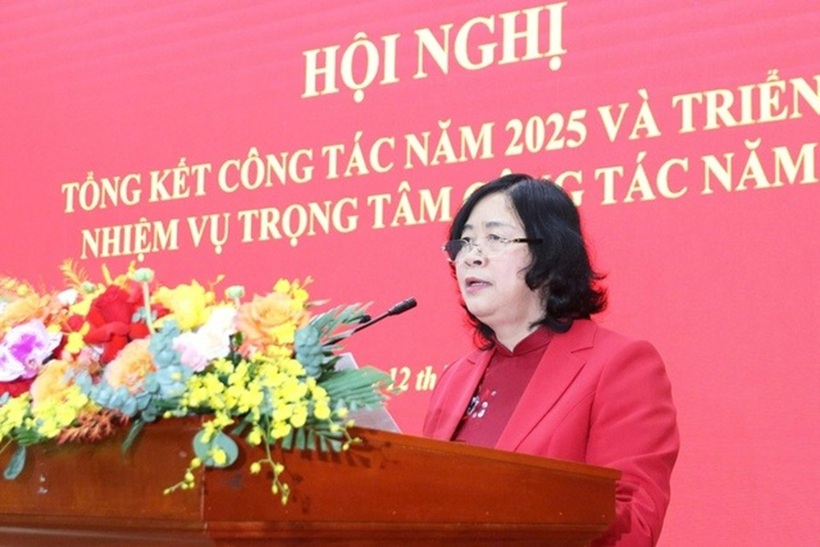 Bí thư Đảng ủy MTTQ, các đoàn thể Trung ương, Chủ tịch Uỷ ban Trung ương MTTQ Việt Nam Bùi Thị Minh Hoài.
