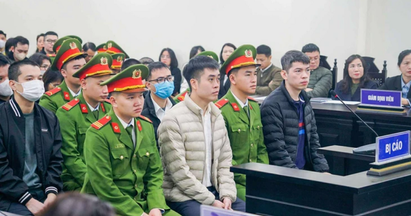 Các bị cáo tại phiên tòa. (Ảnh: Phùng Nam)