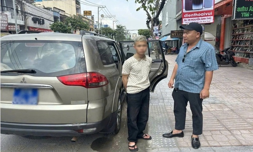 Đối tượng Nguyễn Văn Hưng bị bắt khi đang lẩn trốn tại TP.HCM. (Ảnh: Công lý)