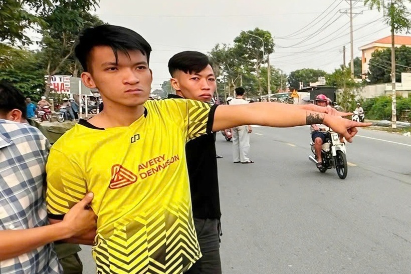 Thắng và Khanh bị công an bắt giữ vì cướp tài sản ở Tây Ninh. Ảnh: Dân Trí