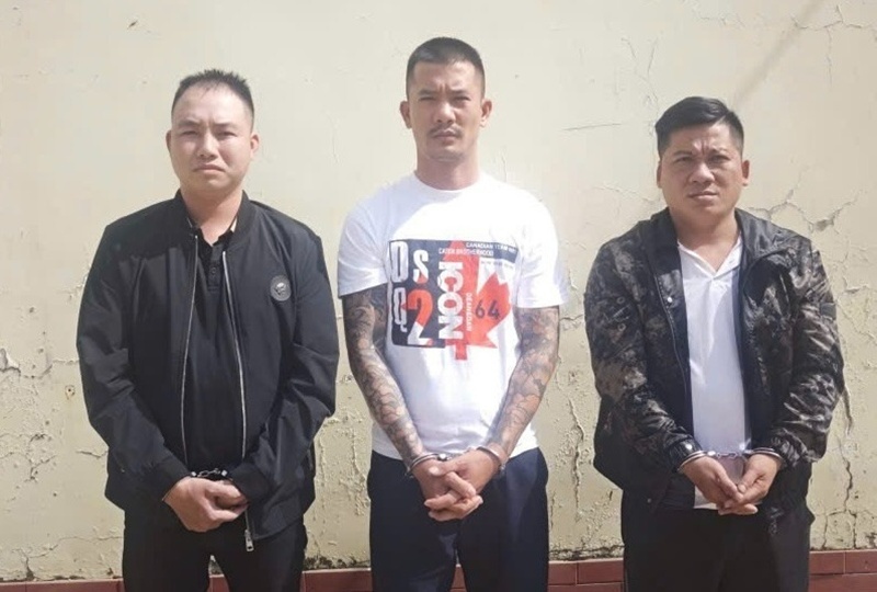 Các đối tượng bị công an TP Đà Nẵng tạm giữ. Ảnh: Báo Thanh niên.