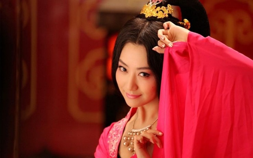 Bạch Băng nhận được nhiều lời khen với vai diễn Tiêu Hoàng Hậu.