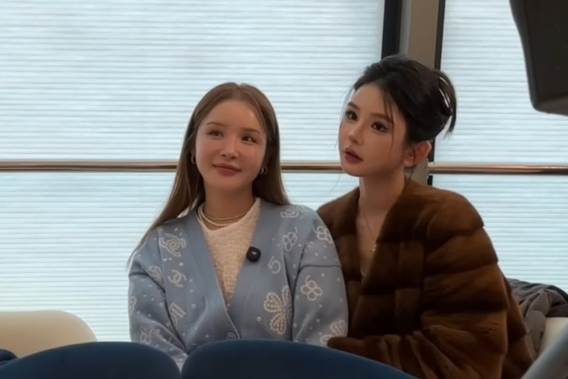 YouTuber Hàn Quốc Lamuqe (trái) và hot girl PTTM Trung Quốc Vương Tĩnh. Ảnh: Tiền Phong.