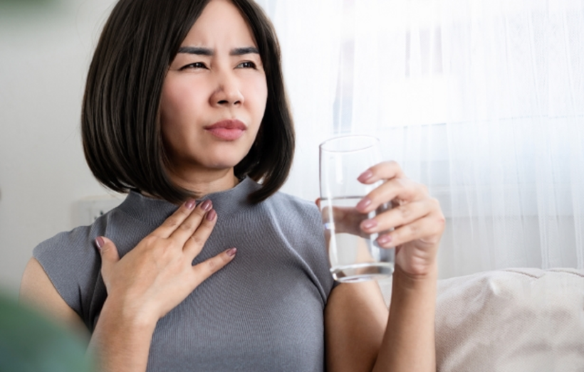 Bướu tuyến giáp to gây chèn ép khí quản, thực quản