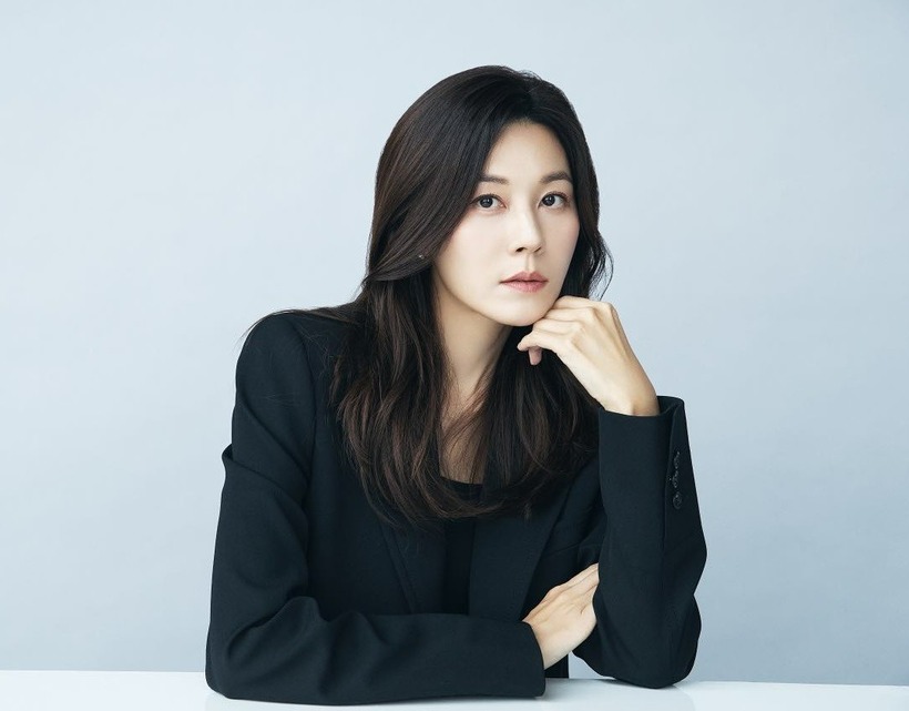 Kiểu tóc dài thẳng mượt là lựa chọn đơn giản nhưng tinh tế. Ảnh minh họa.