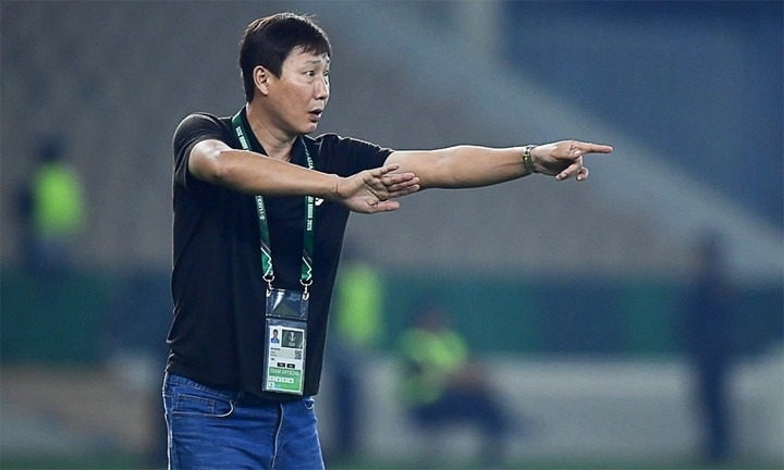 HLV Kim Sang Sik nhận trách nhiệm về mình sau khi U23 Việt Nam thua 0-3 trước U23 Trung Quốc. Ảnh: VTC News