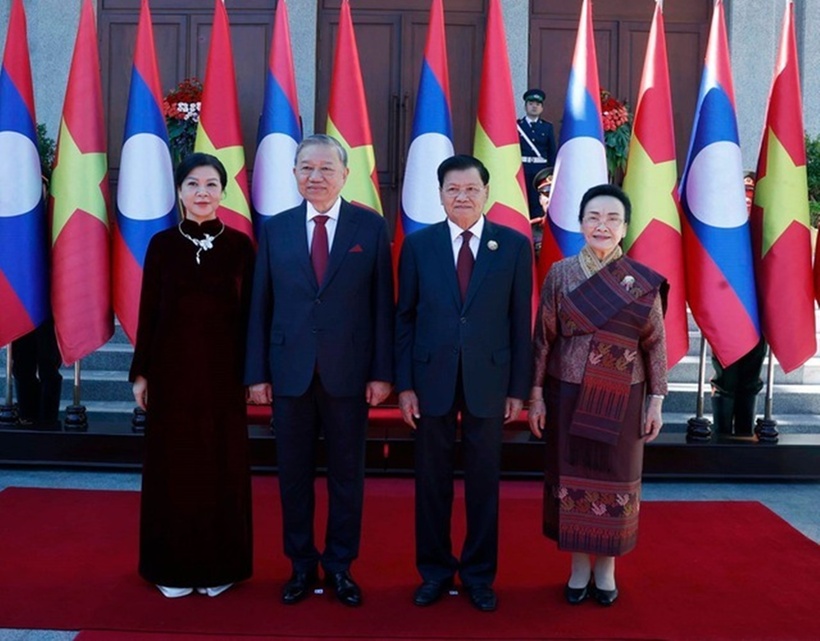 Tổng Bí thư Tô Lâm và Tổng Bí thư, Chủ tịch nước Lào Thongloun Sisoulith cùng 2 phu nhân, tháng 12/2025.