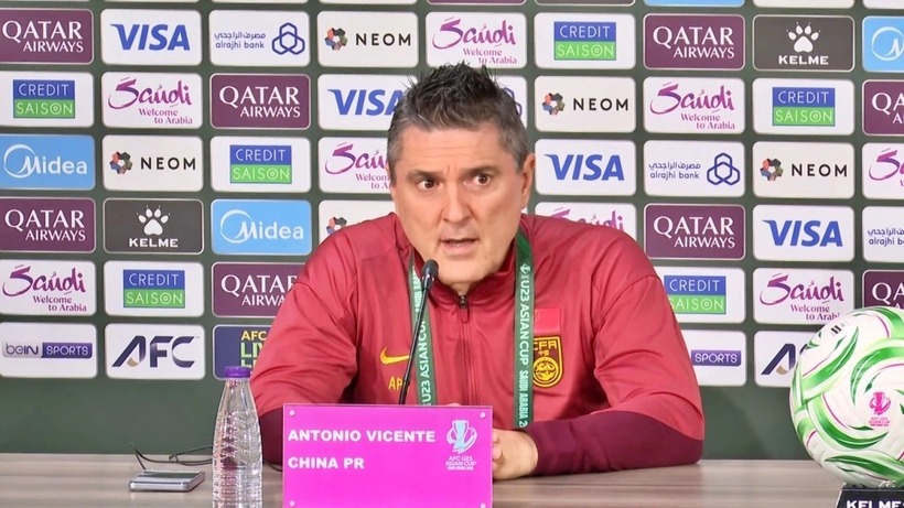 HLV Antonio Puche thừa nhận thất vọng sau trận chung kết ác mộng thua 0-4 trước U23 Nhật Bản của U23 Trung Quốc tại giải U23 châu Á 2026.