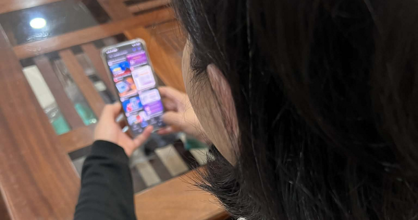 Đến bây giờ chị O vẫn chưa hết bàng hoàng khi chính người thân của gia đình mình lại là nạn nhân của bẫy lừa đảo.