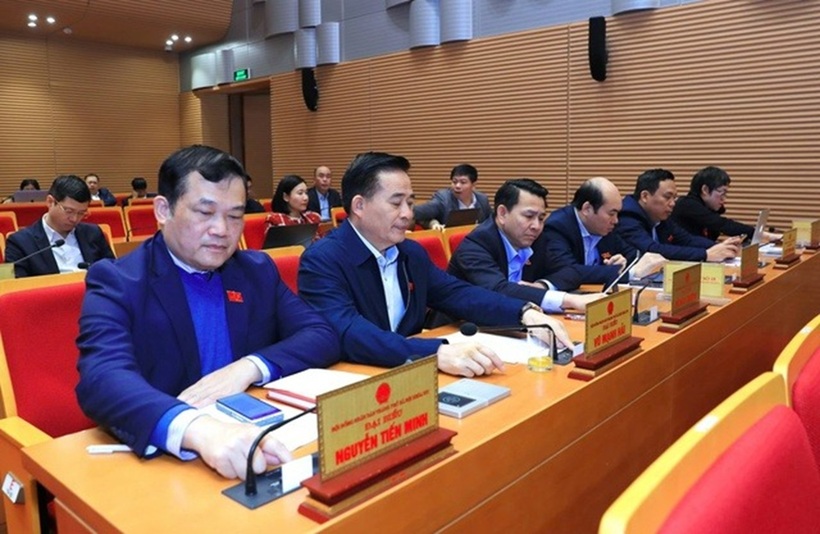 HĐND Thành phố Hà Nội vừa thông qua Nghị quyết Ban hành quy định về thu hút, trọng dụng người có tài năng (Ảnh: HĐND).