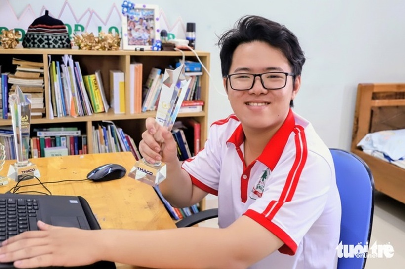 Gia Bảo được đánh giá sở hữu nền tảng kiến thức vững chắc, tư duy tốt và điểm nổi bật nhất là tâm lý thi đấu ổn định. Ảnh: Tuổi trẻ Online