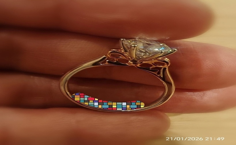 Chiếc nhẫn kim cương có giá 200.000 đô la Hồng Kông (668 triệu đồng).