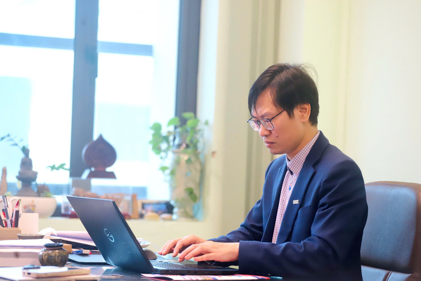 PGS.TS Đặng Hồng Sơn, Phó Hiệu trưởng Trường Khoa học Xã hội và Nhân văn