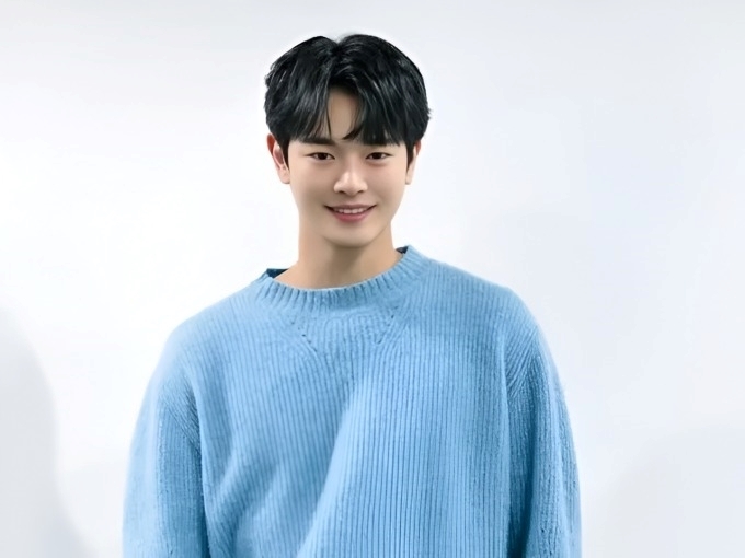 Nam diễn viên nổi tiếng Hàn Quốc Jang Dong Joo.