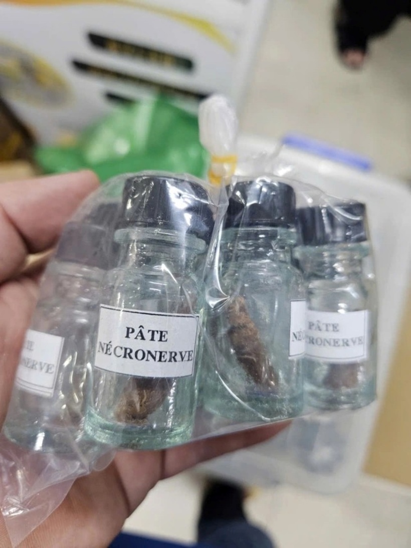 Kết quả giám định thể hiện các mẫu có chứa thạch tín, loại chất độc thuộc danh mục hóa chất phải kiểm soát đặc biệt. Ảnh: Thanh Niên.