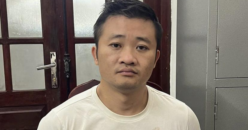 Nguyễn Ngọc Hoàng tại cơ quan điều tra. (Ảnh: Công an Tuyên Quang)