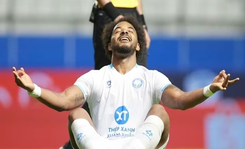 Tiền đạo Nguyễn Xuân Son thăng hoa sau khi trở lại từ chấn thương nặng. (Ảnh: Znews).