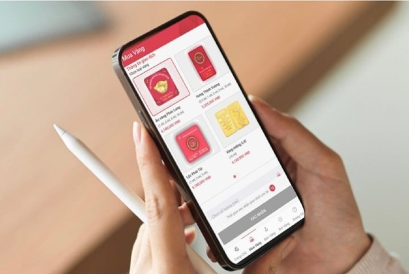 Xu hướng mua vàng online ngày càng phổ biến. Ảnh minh họa