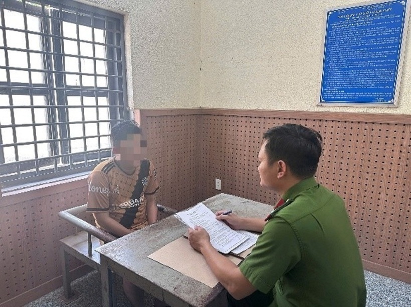 Đối tượng V.T.Đ. tại cơ quan công an. Ảnh: Công an Đồng Nai