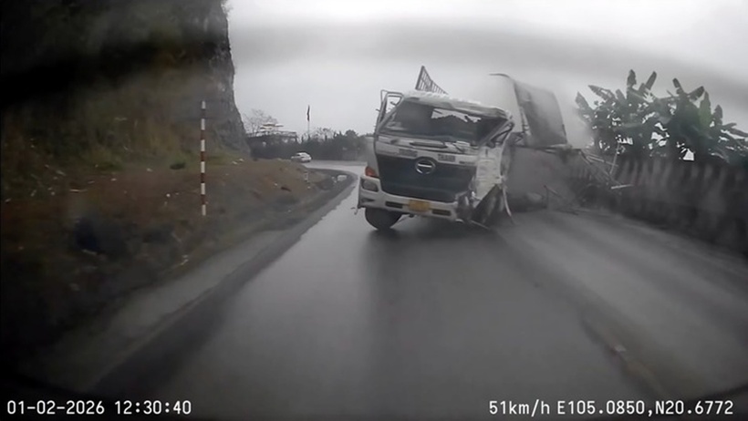 Hiện trường vụ tai nạn. Ảnh: Báo Tuổi trẻ.