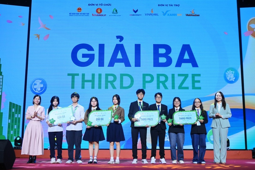 Cặp học sinh Đắk Lắk và Hà Nội giành quán quân Cuộc thi Tiếng nói Xanh mùa 3 - 3