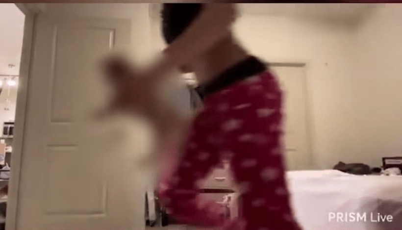 Hình ảnh nữ rapper ngược đãi động vật. Ảnh: X