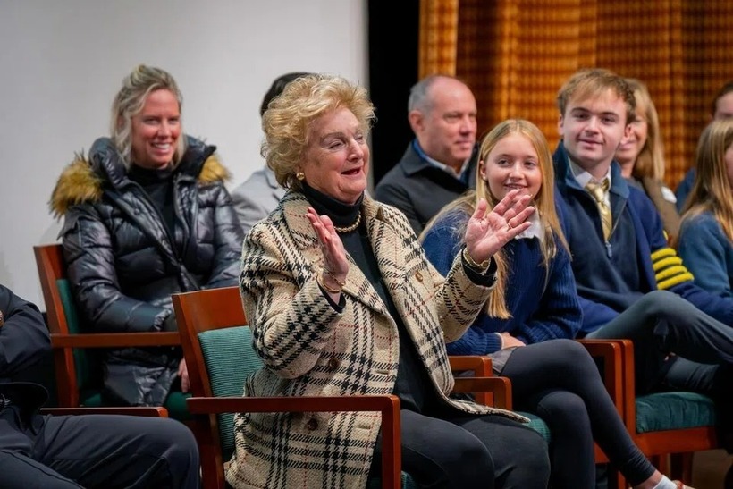 Bà Beverly Hannett-Price lập kỷ lục Guinness thế giới với sự nghiệp giảng dạy 67 năm. Ảnh: The Straits Times