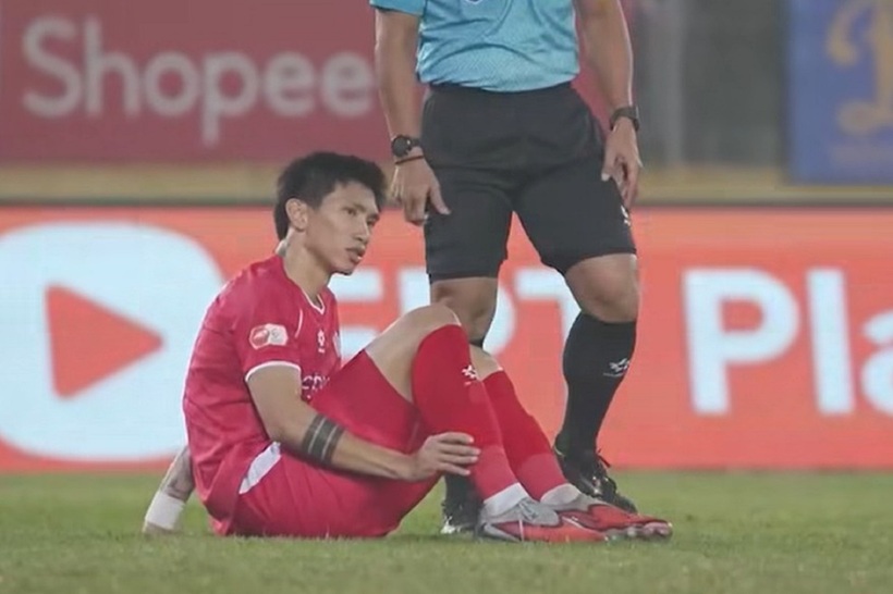 Dù chỉ bị căng cơ nhẹ theo kết quả kiểm tra, nhưng với tiền sử chấn thương dày đặc, Văn Hậu vẫn cần một lộ trình hồi phục cực kỳ cẩn trọng.